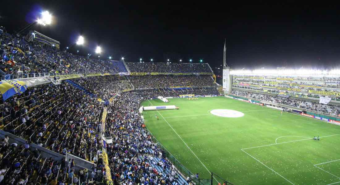 Evacuan estadio La Bombonera de Boca Juniors por amenaza de bomba