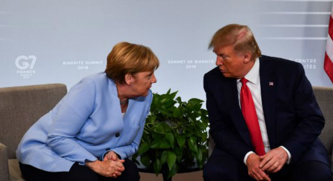 Trump alardea de “tener sangre alemana” y Angela Merkel se burla