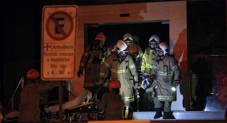 VIDEO: Incendio en hospital de Río de Janeiro deja 11 muertos