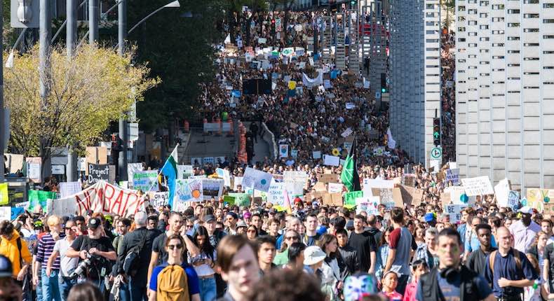 Miles de jóvenes en segunda gran marcha contra el Cambio Climático