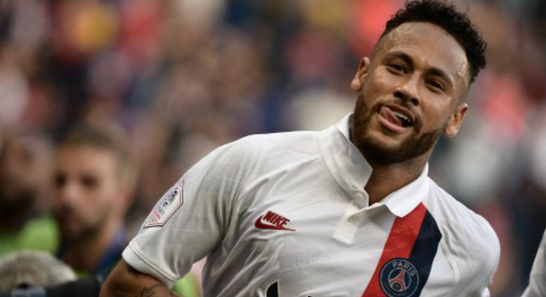 De villano a héroe: Neymar da triunfo al PSG con un golazo de chilena