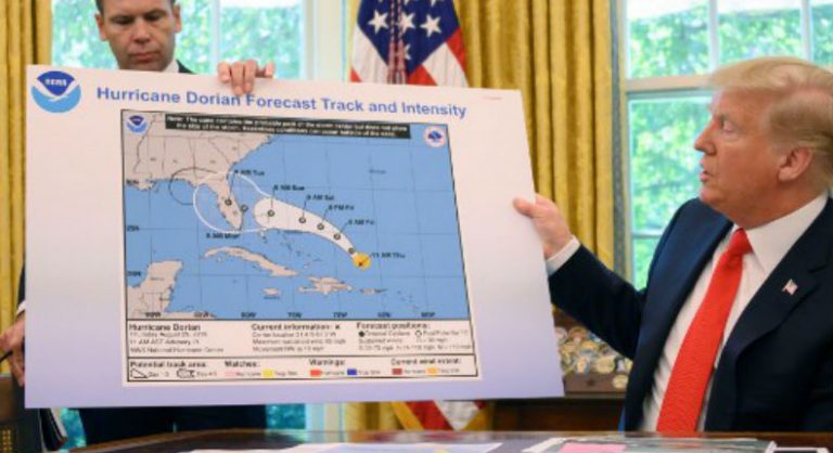 trump mapa huracán