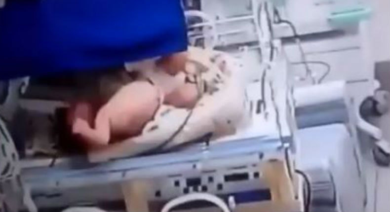 VIDEO: Recién nacida se fractura el cráneo por descuido de la enfermera