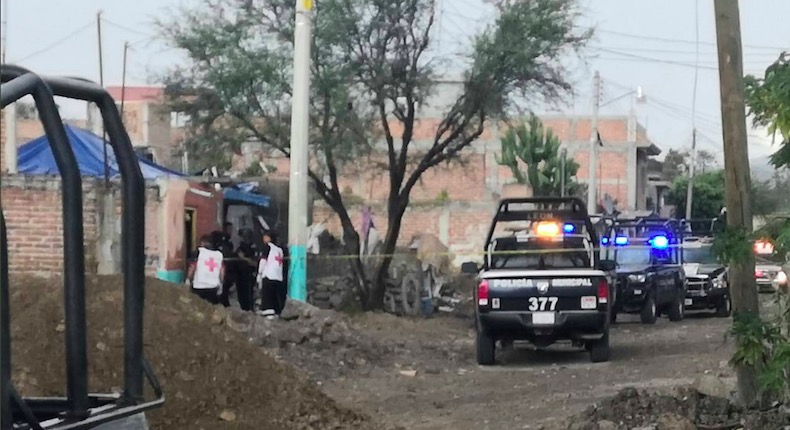 Grupo armado irrumpe en vivienda y ejecuta a cinco personas en León
