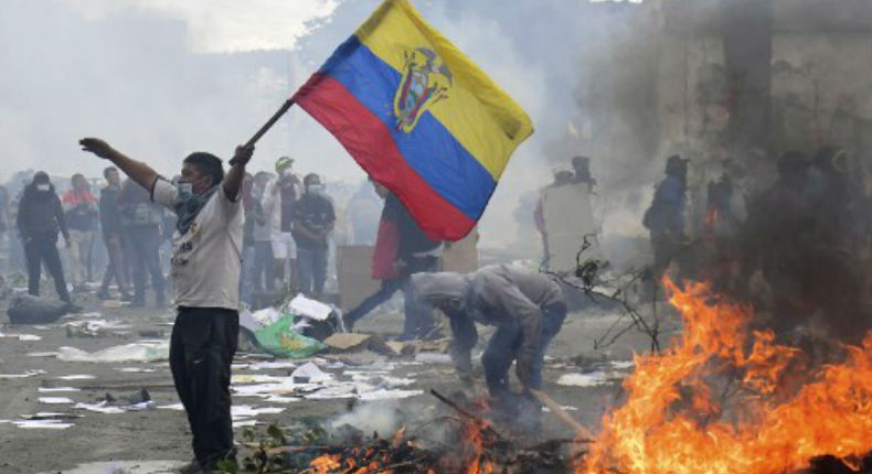 Ecuador está fuertemente herido por su peor crisis en décadas