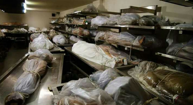 Existen 30 mil cadáveres sin identificar en morgues de México: CNDH