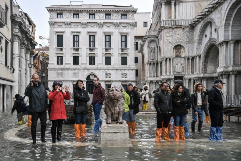 ¡Venecia se hunde! Una marea alta amenaza a la «ciudad del amor»