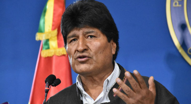 Evo Morales acusa a oposición de incendiar la casa de su hermana