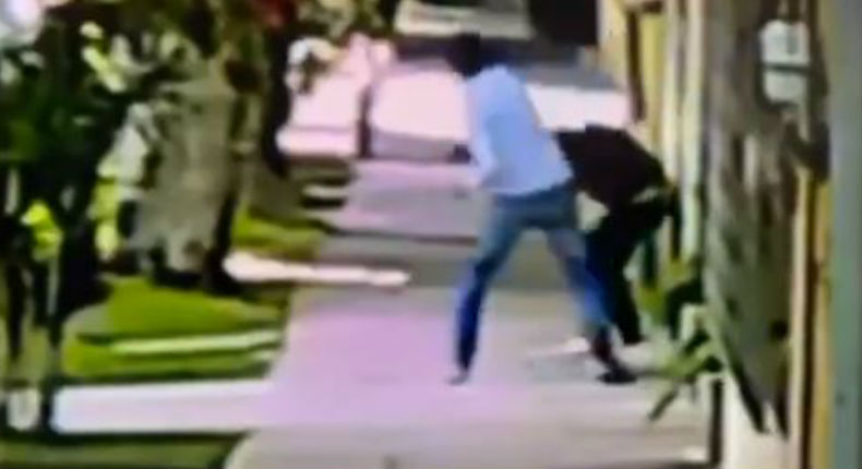 VIDEO: Hombre se defiende y evita robo en la colonia Narvarte