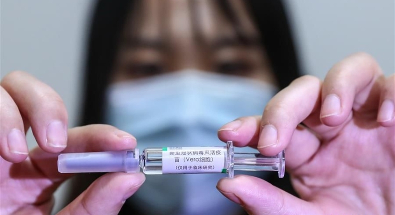 China hará pruebas en humanos de dos vacunas contra el Covid-19