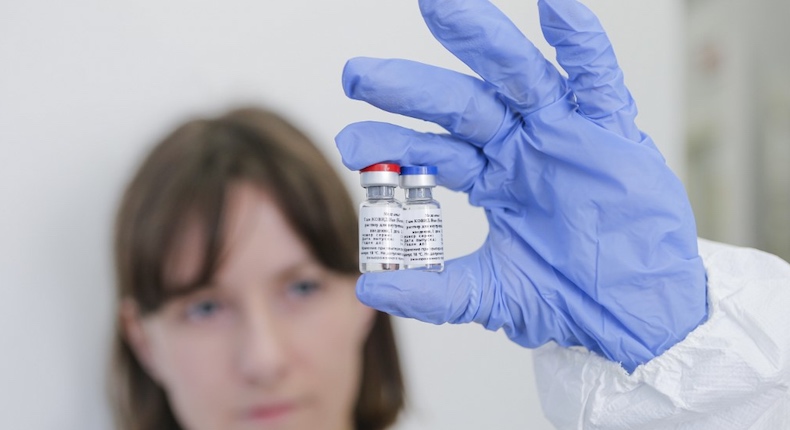 Autoridades alemanas dudan de la eficacia de vacuna rusa