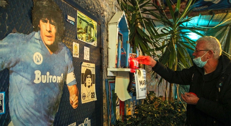 El mundo del fútbol llora la muerte de Maradona