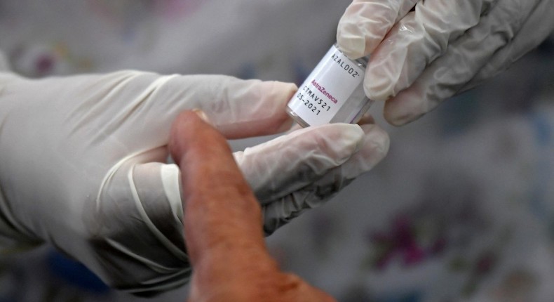 Gasto público para acelerar vacunación Covid impulsará el crecimiento: FMI