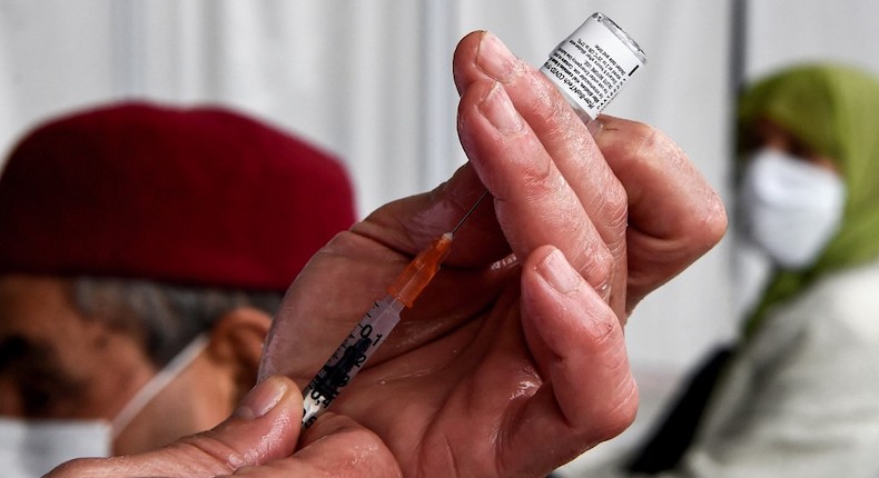 China admite que sus vacunas Covid no son «altamente efectivas»