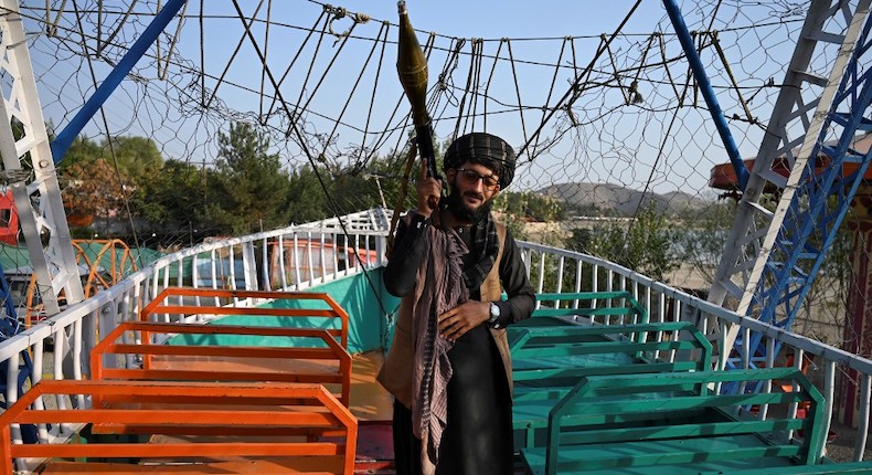 Los parques de diversiones: el “curioso” pasatiempo de los talibanes en Afganistán