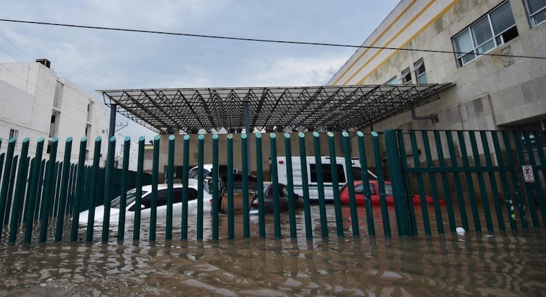 Al menos 17 pacientes de hospital del IMSS en Tula, Hidalgo, fallecieron tras inundación del lugar