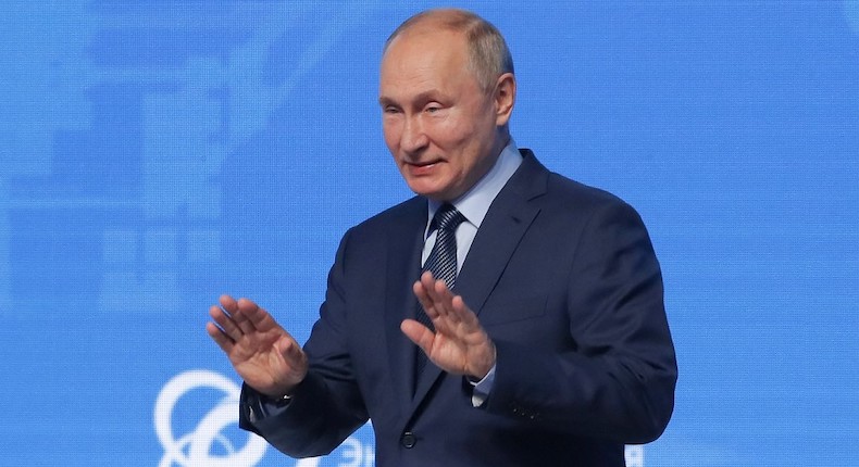 ¿En serio? Putin asegura que hablar de su sucesión en Rusia es «desestabilizador»