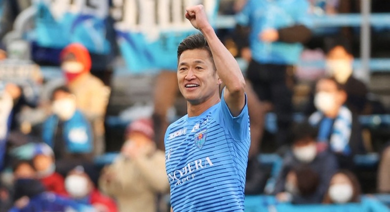 Ni la edad detiene a Kazuyoshi Miura: a sus 54 años sigue jugando futbol