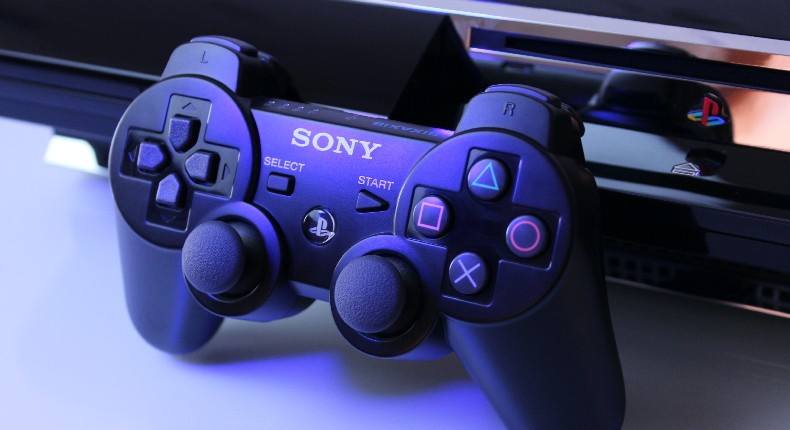 Sony enfrenta demanda colectiva por 5,900 mdd en Reino Unido