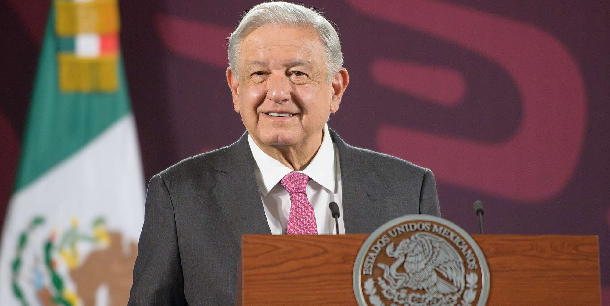 AMLO afirma la importancia que tiene el periodismo contra la corrupción